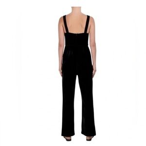 New M BCBG PARIS Elegant Velvet Black Sleeveless Jumpsuit